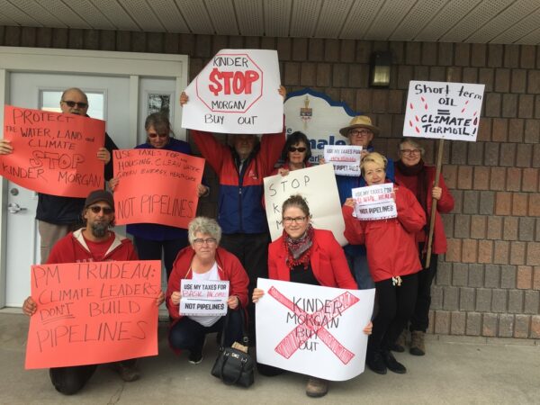 Kawartha Lakes demonstrators protest Kinder Morgan buyout