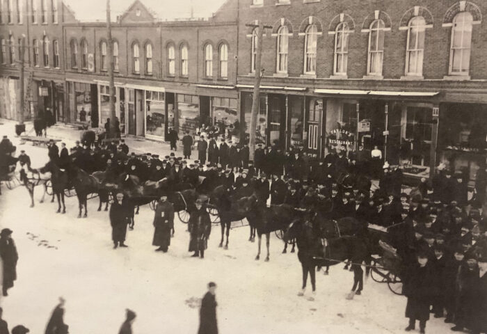 'A Great Event:' The Lindsay winter carnival of 1912-1917